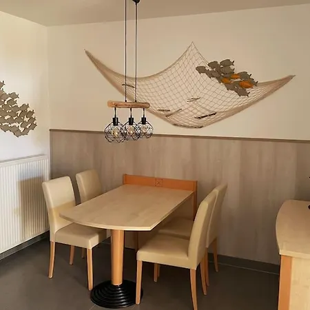 Am Kleinen Koenigsstuhl Apartment *